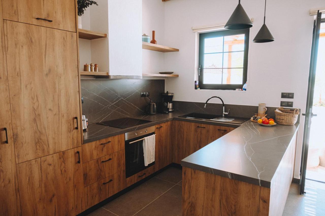 Casacarma Iii, Private Pool, Boho Design, Central 拉卡尼亚 外观 照片